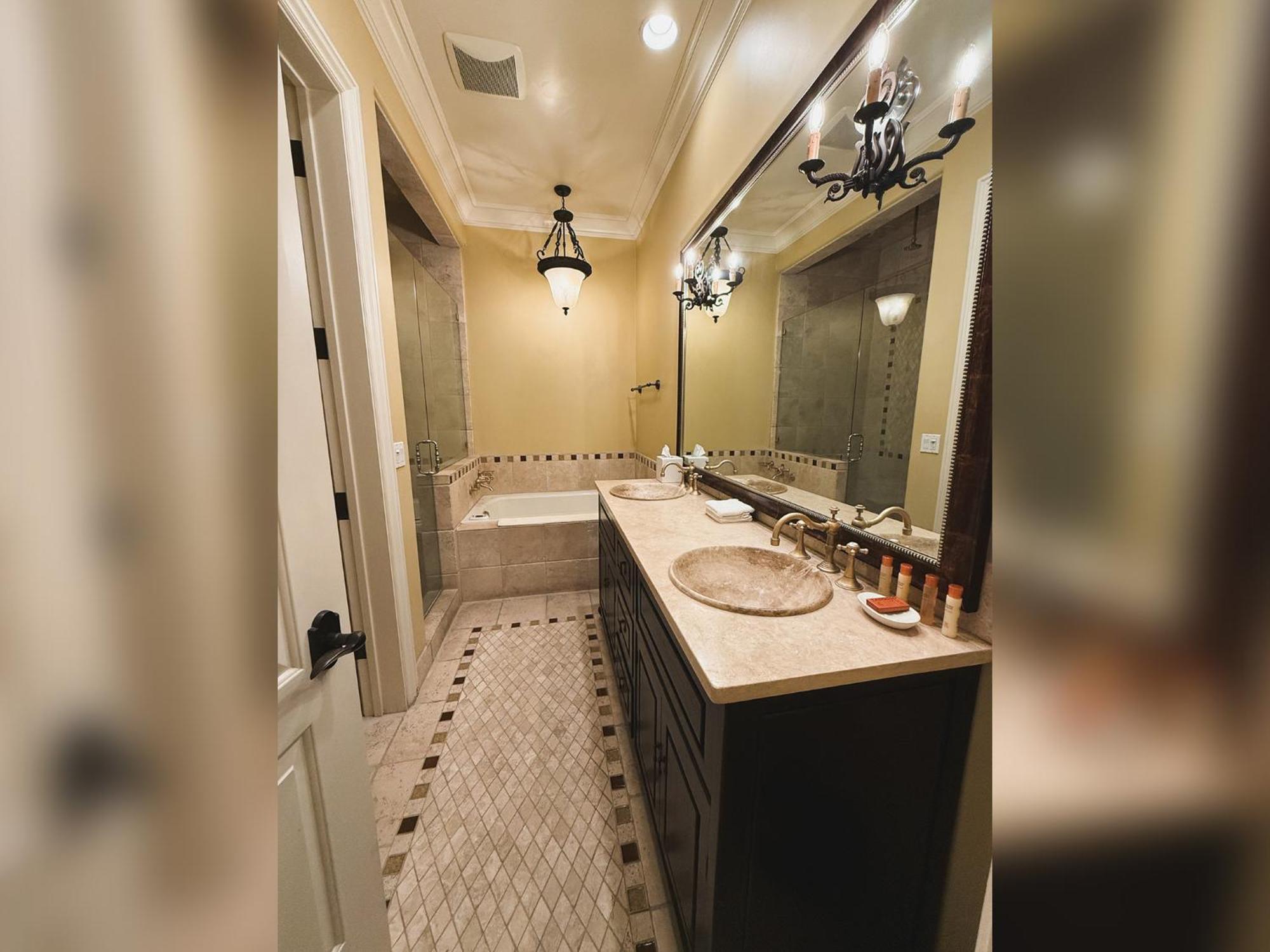 Villa Arden Hills カーマイケル  エクステリア 写真