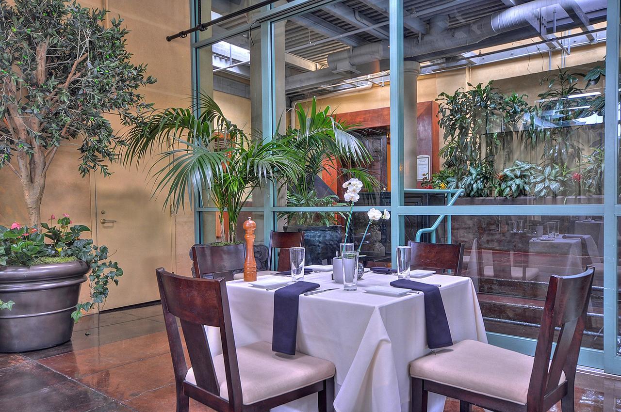 Villa Arden Hills カーマイケル  エクステリア 写真